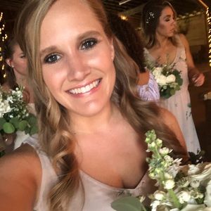 Meet your Posher, Caroline